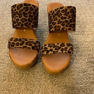 Italian Shoemaker leopard print wedges